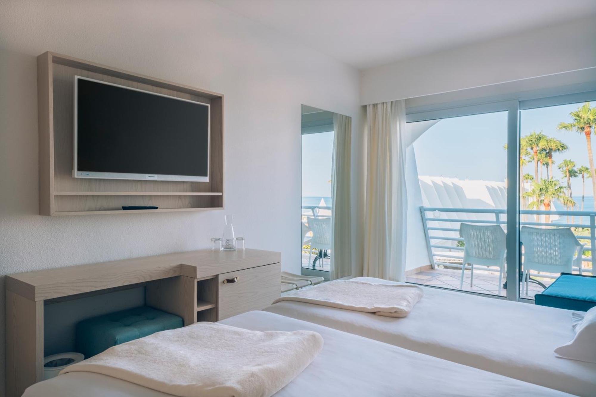 Double Room with Sea View,1207670815:JPEG
