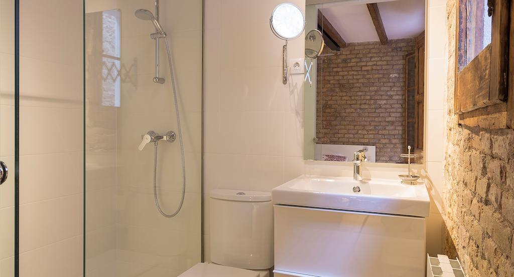 Apartamento con balcón