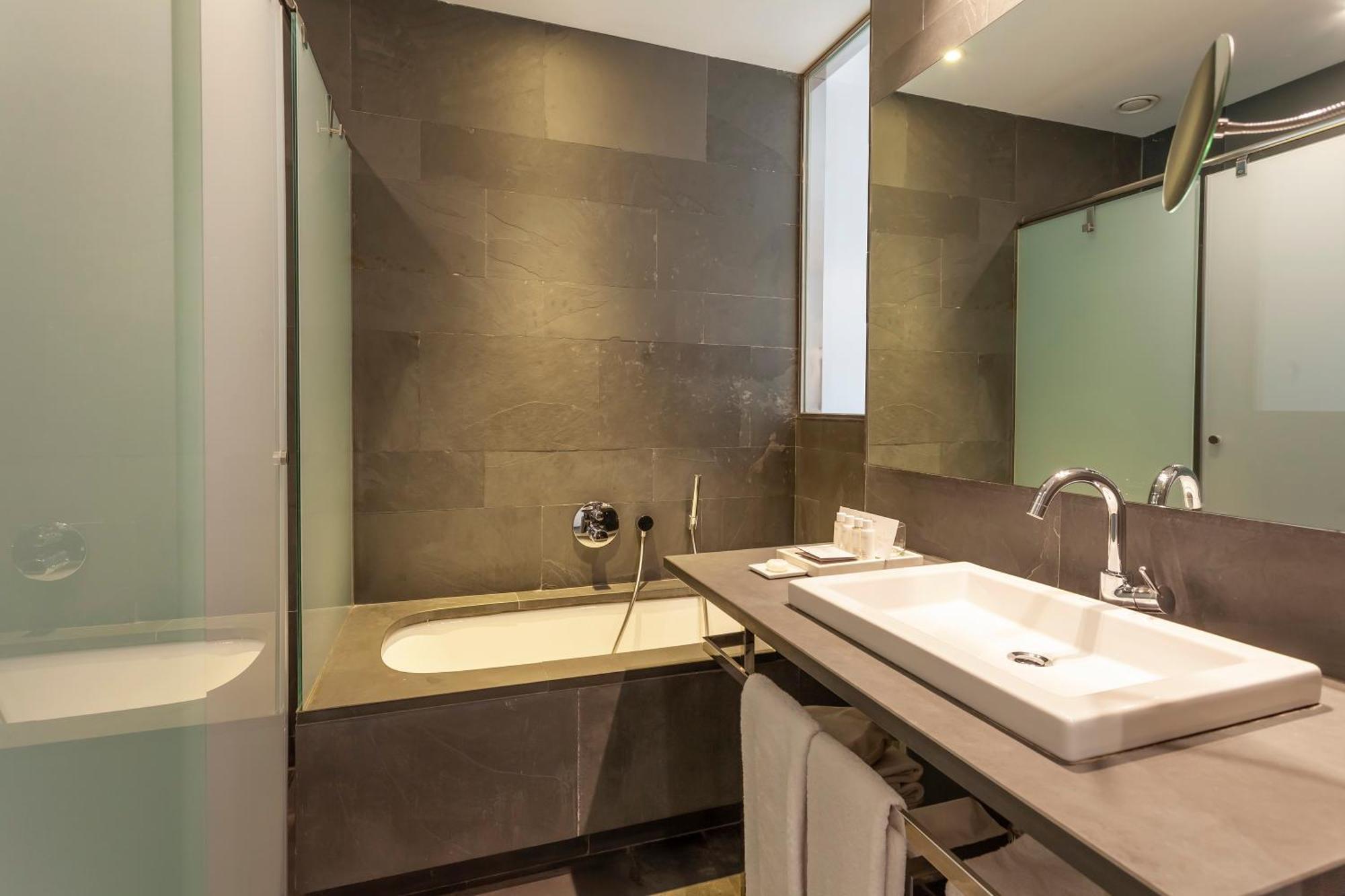 Apartamento de 2 dormitorios con terraza