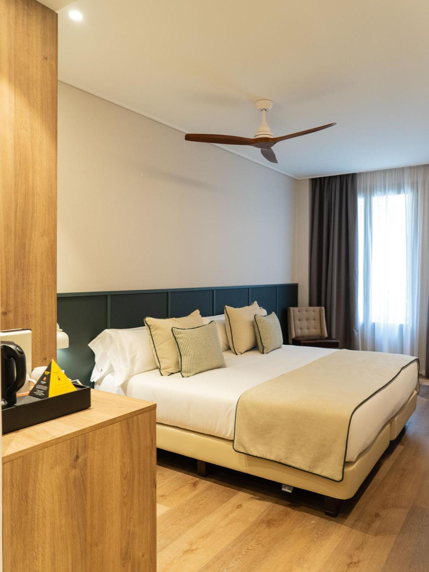 Habitación Doble Deluxe con vistas a la ciudad - 1 o 2 camas