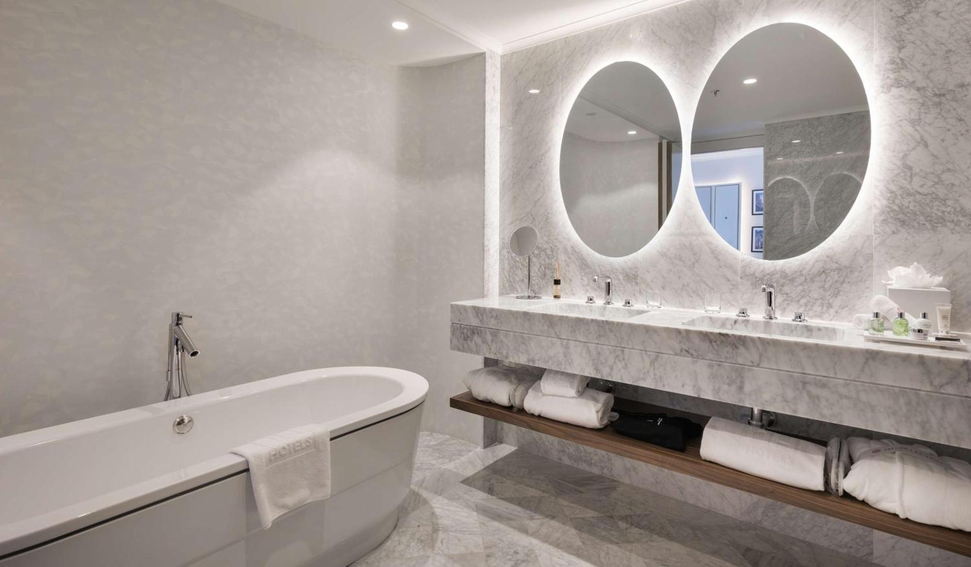 Suite Junior con vistas y terraza con cama supletoria