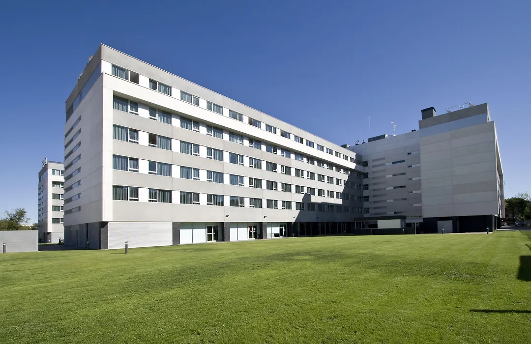 Axor Feria-1