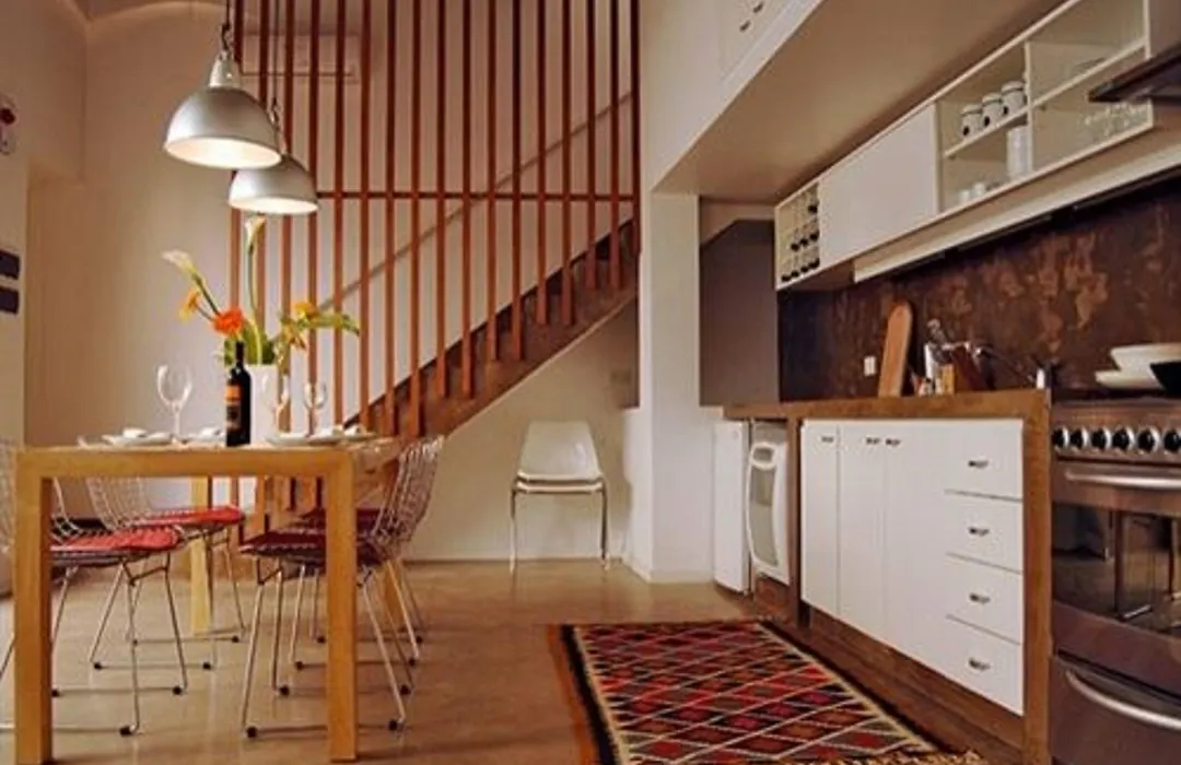 Home Hotel-1