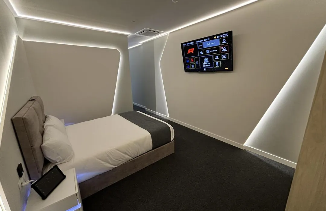 Futurotel Space Spa Madrid Center-1