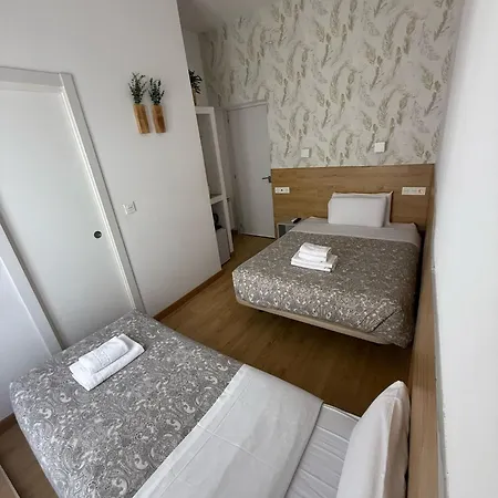 Hostal Esparteros-2