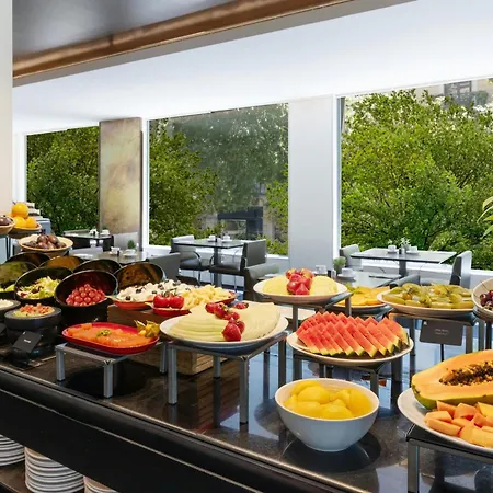 Renaissance Barcelona Hotel-2