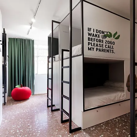 2060 The Newton Hostel-3