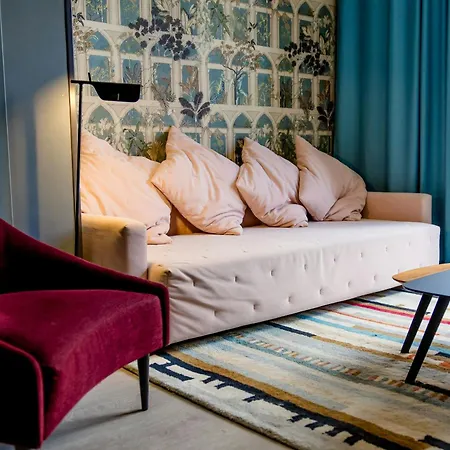 Motel One Plaza de España-3