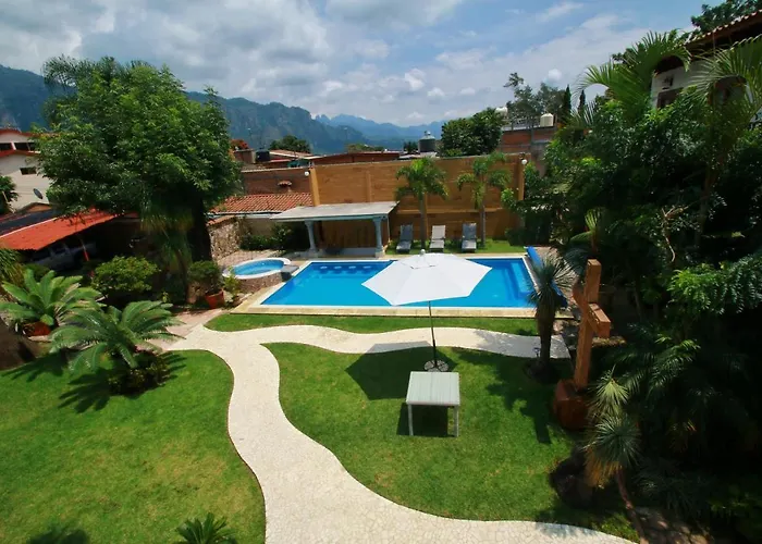 Hotel Concierge Flor y Canto Tepoztlán