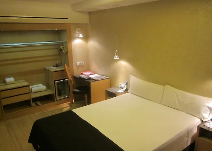 Hoteles con SpaAxel Barcelona - Adults Only