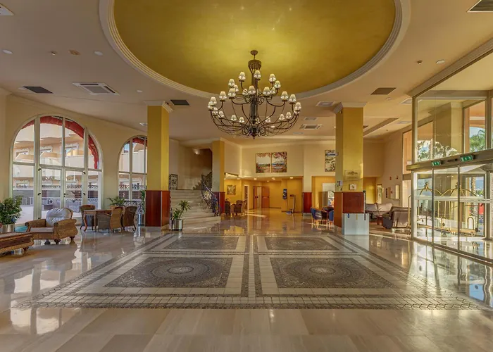 Hotel Ohtels La Hacienda La Pineda