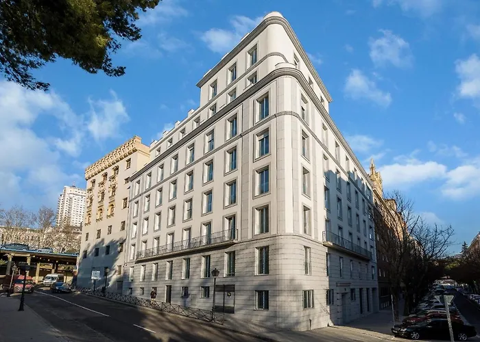 Plaza de España Skyline Madrid